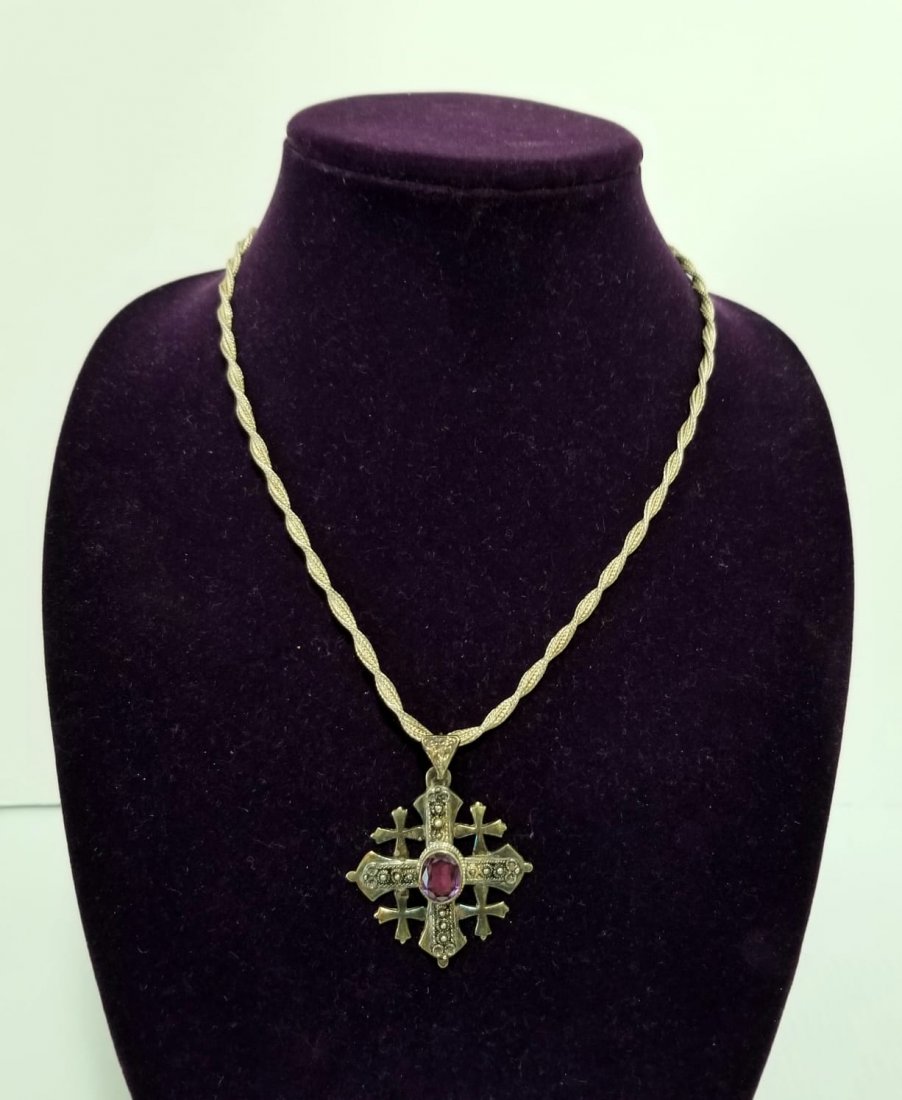 Beautiful 800 Sterling Silver 10 CT Jerusalem Pendant (1 of 11)