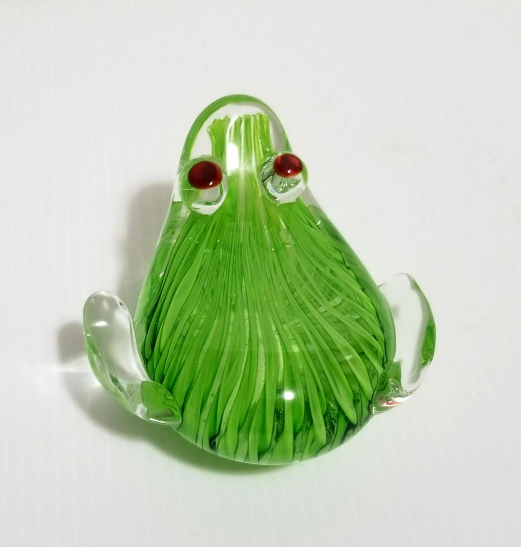 Nice Murano Green Glass Frog Paperweight (1 of 5)