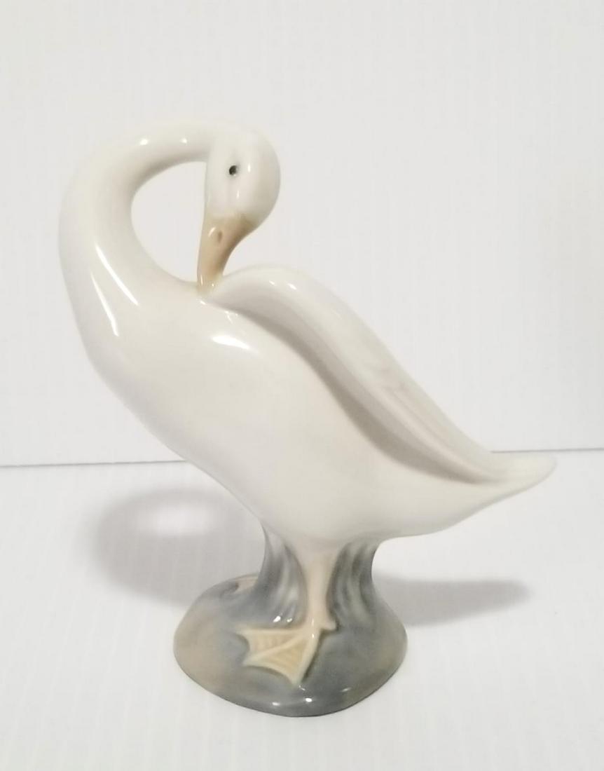 Beautiful Lladro White Goose Swan Figurine (1 of 4)