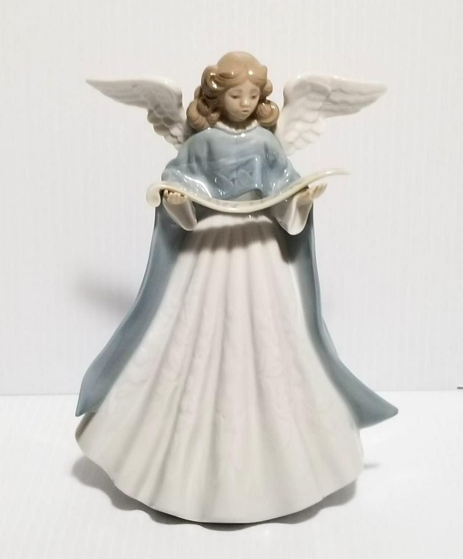 Beautiful Retired Lladro Angel Porcelain Figurine (1 of 7)