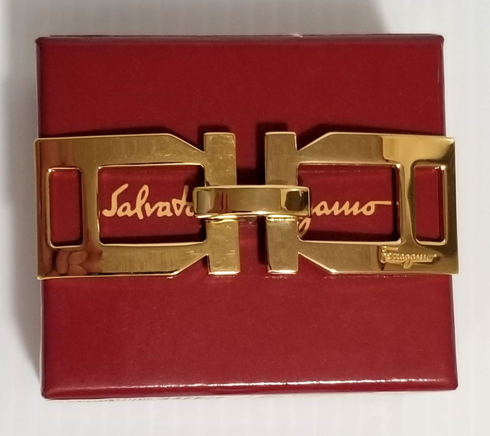 Salvatore Ferragamo Gold Tone Belt Buckle (1 of 4)