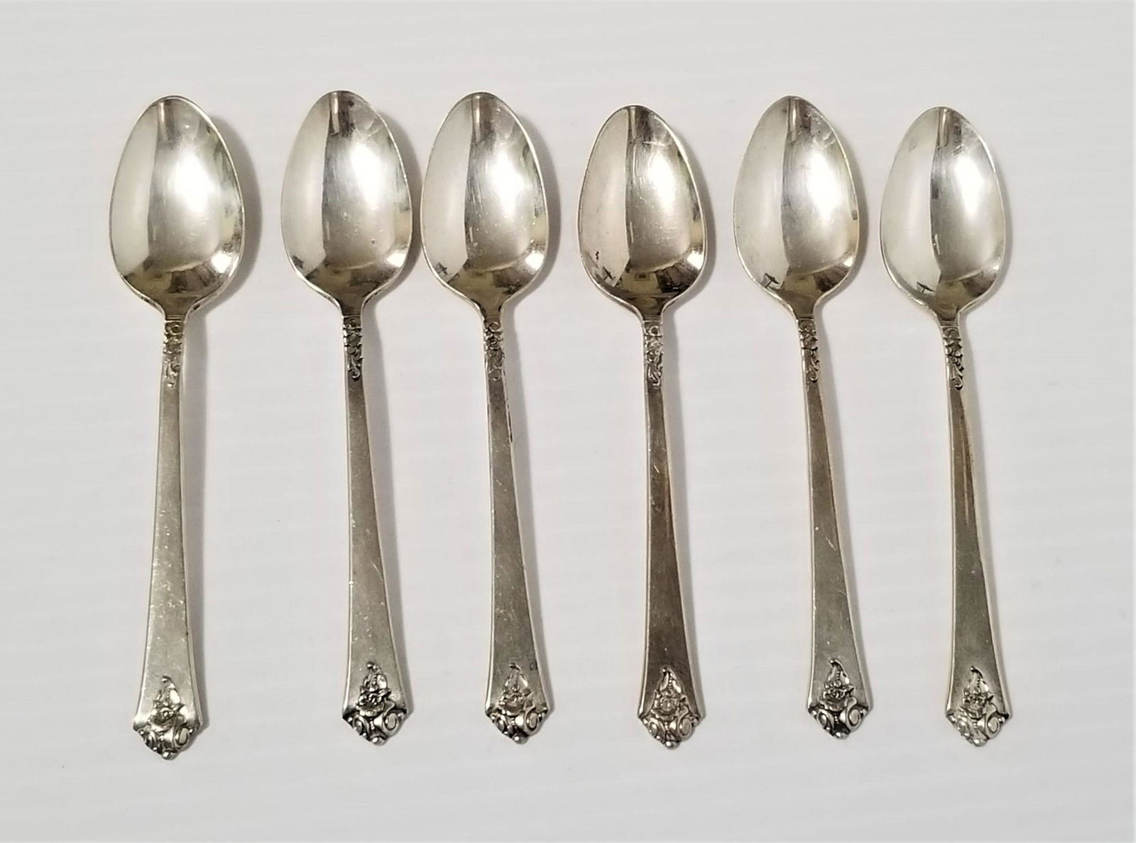 Nice 6 Small Castle Rose Royal Crest Spoons (1 of 8)