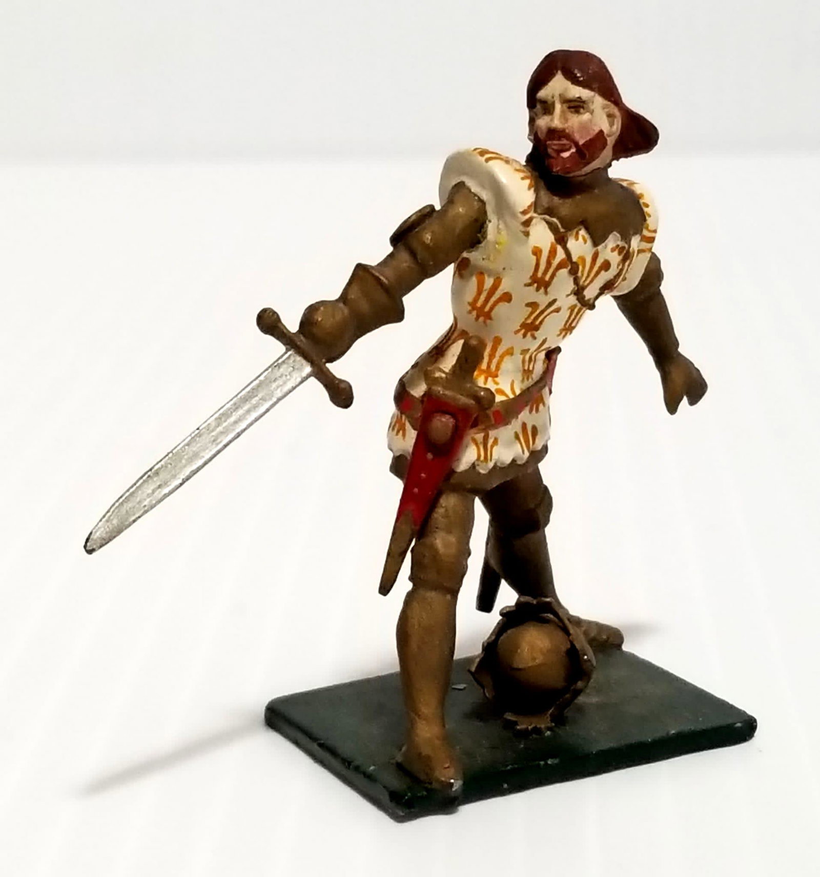 Amazing Richard Courtenay 1891-1963 Medieval Toy: Amazing Richard Courtenay 1892-1963 collectible cast metal medieval toy soldier, signed and numbered, made in England, 2 x 2 x 1 inches
