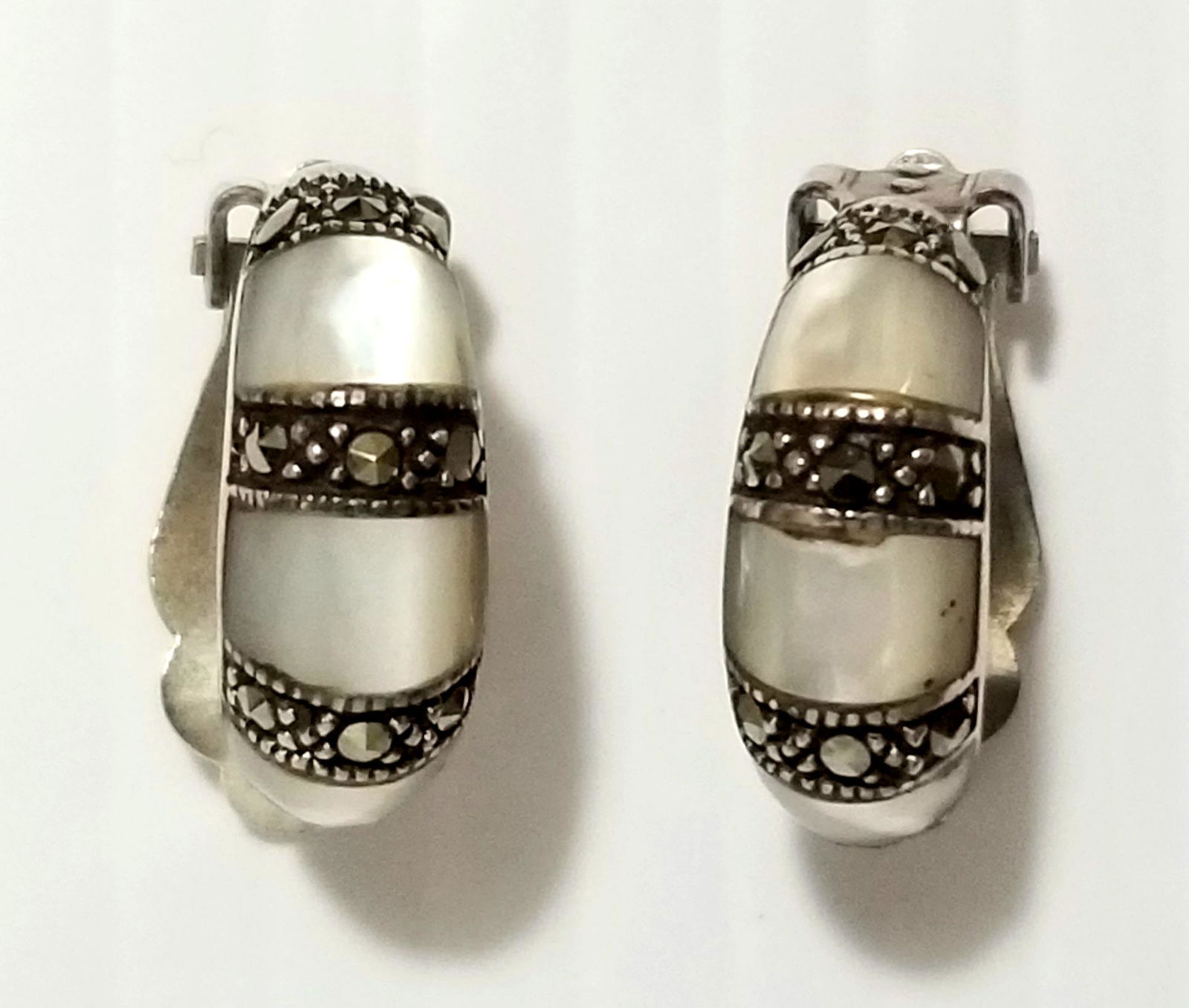 Beautiful 925 Marquesite Mother of Pearl Earrings (1 of 7)