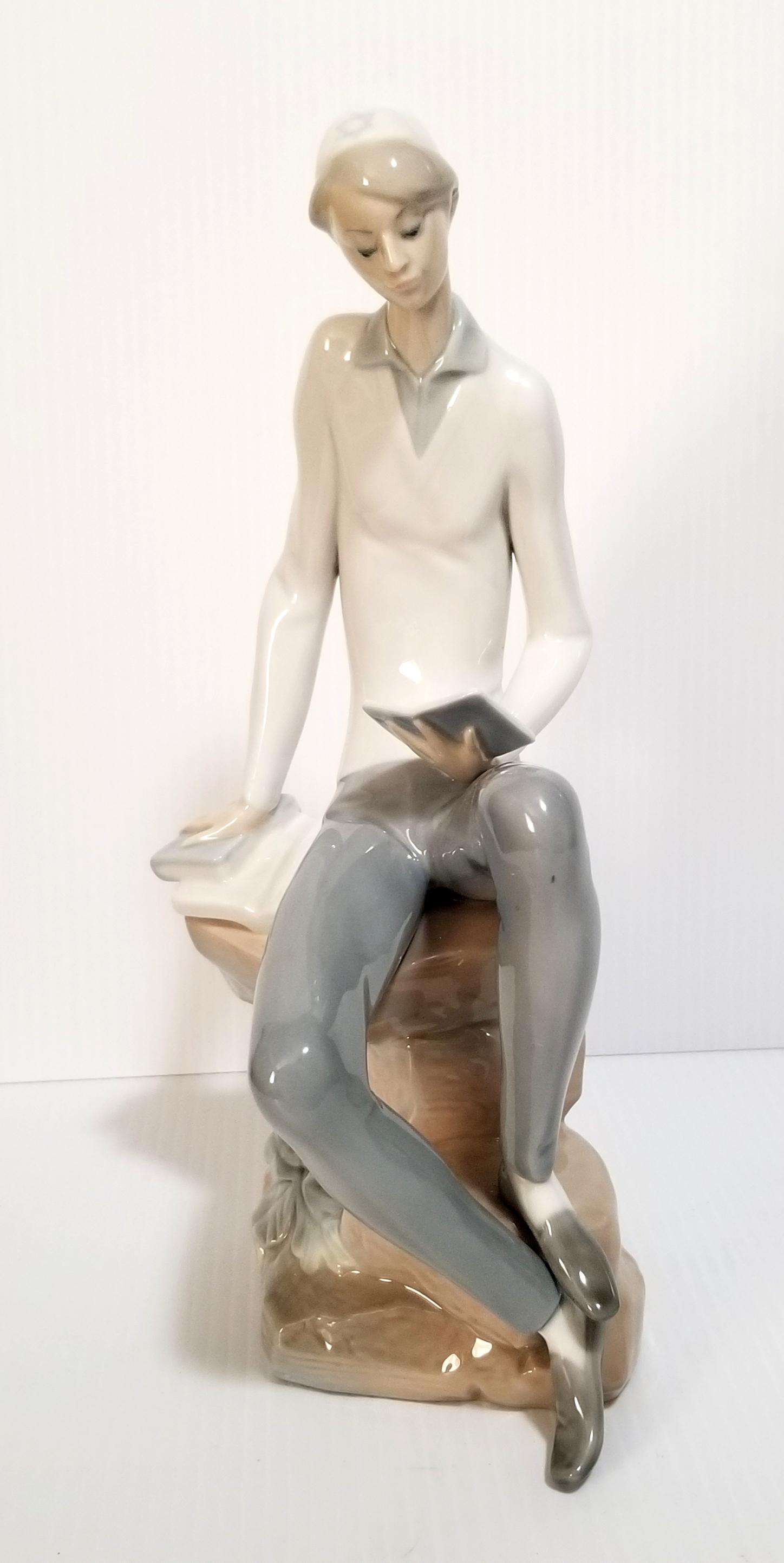 Amazing Lladro Jewish Boy Porcelain Figurine (1 of 8)