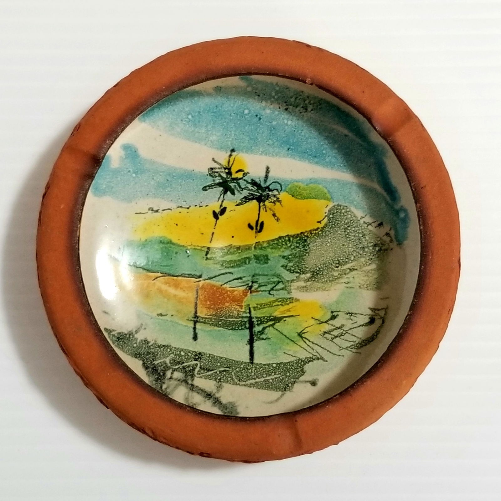 Nice Mario Cuba Hand Painted Ashtray (1 of 5)