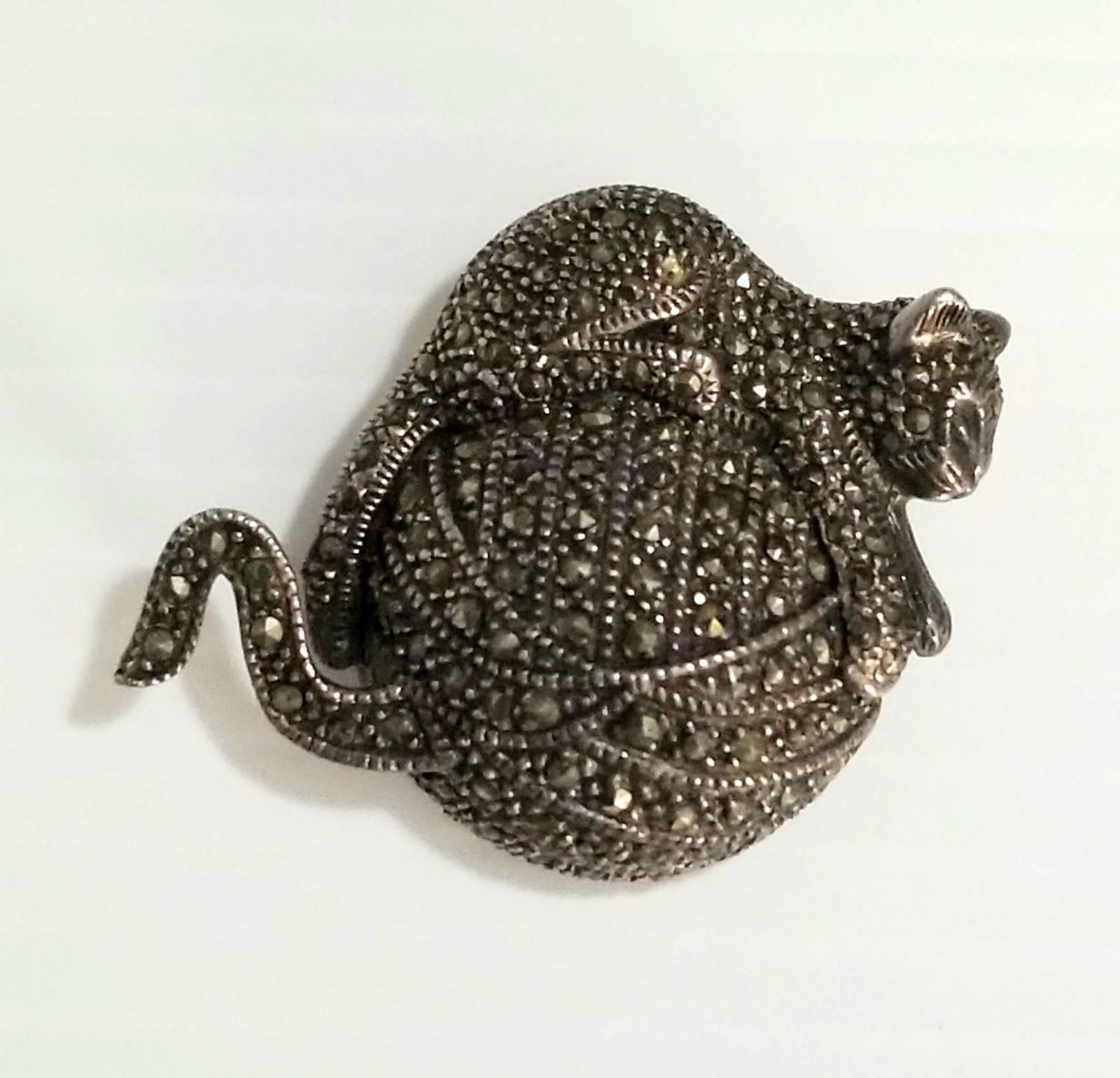 Beautiful 925 Marquesite Cat Pin Brooch (1 of 5)