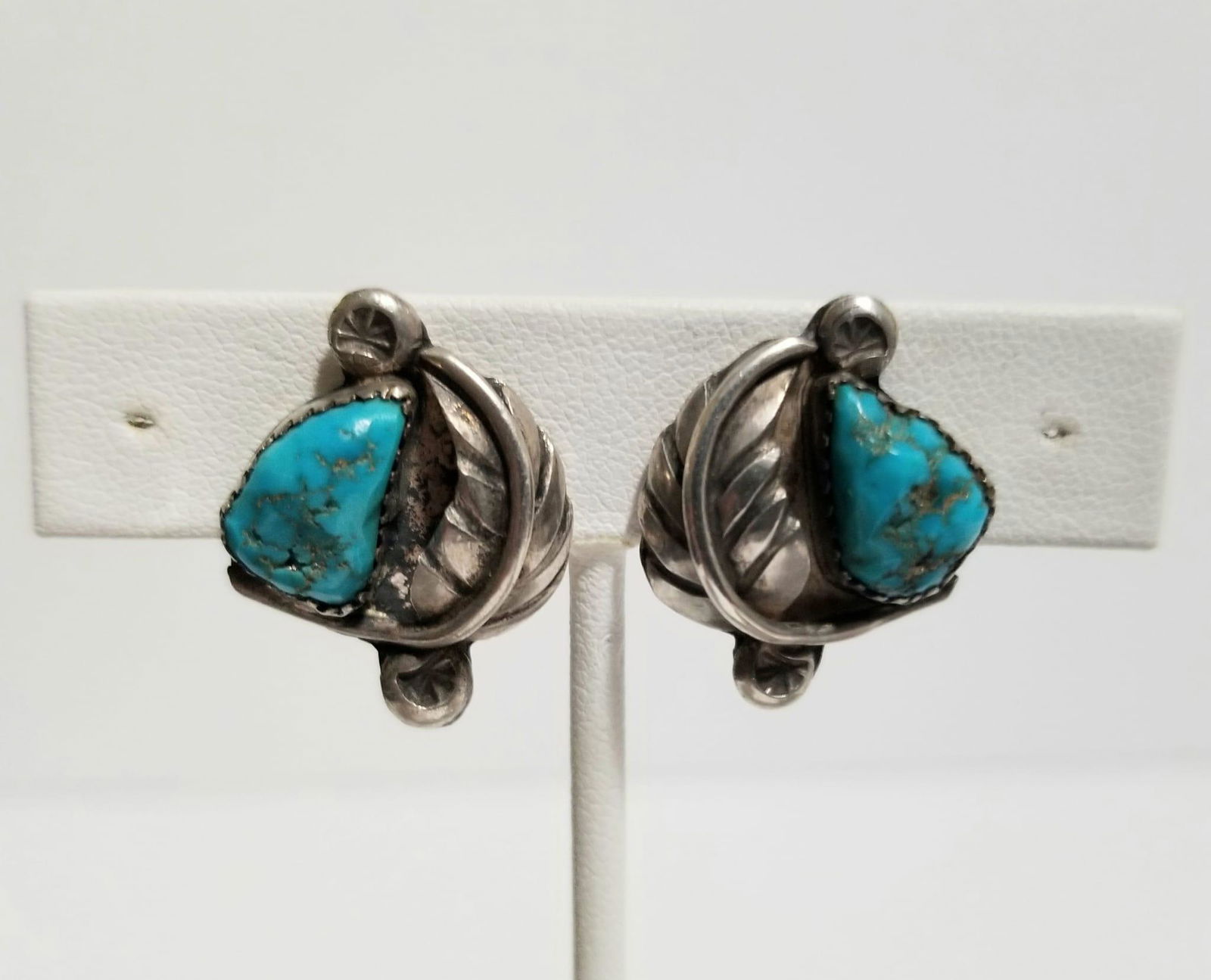 Amazing 925 Sterling Navajo Turquoise Earrings (1 of 4)