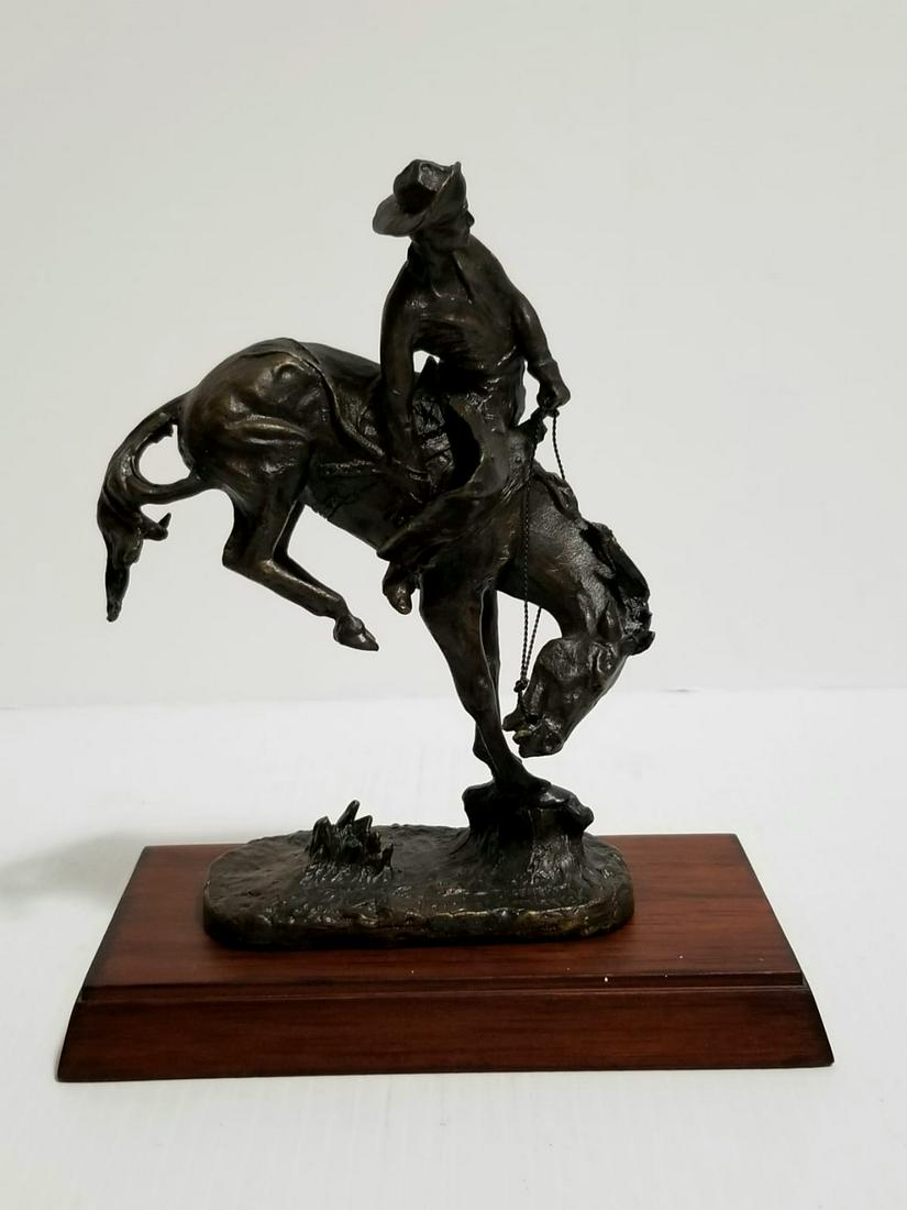 Frederic Remington The Outlaw Bronze Sculpture (1 of 5)