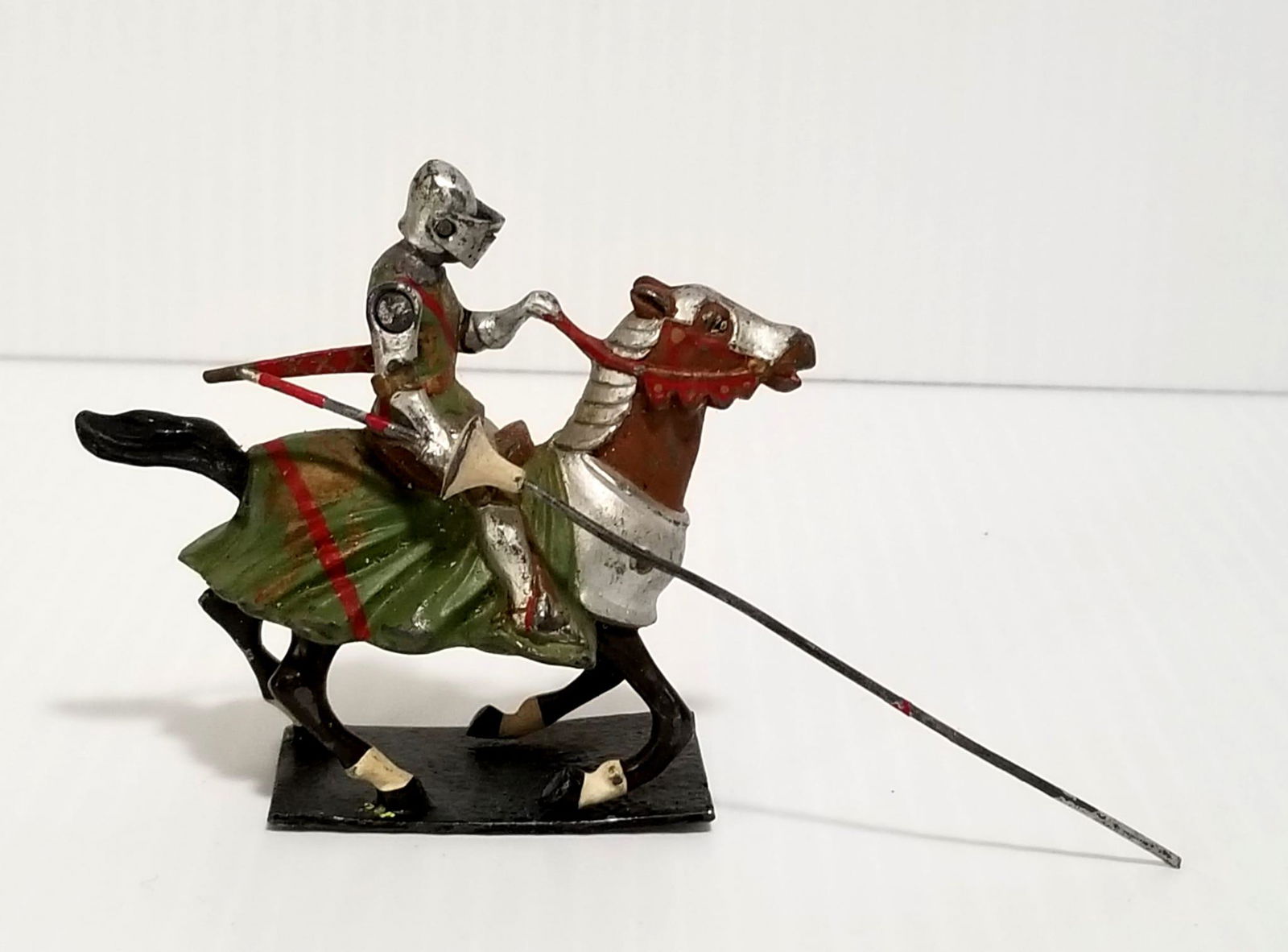 Richard Courtenay 1892-1963 Medieval Toy Soldier (1 of 8)