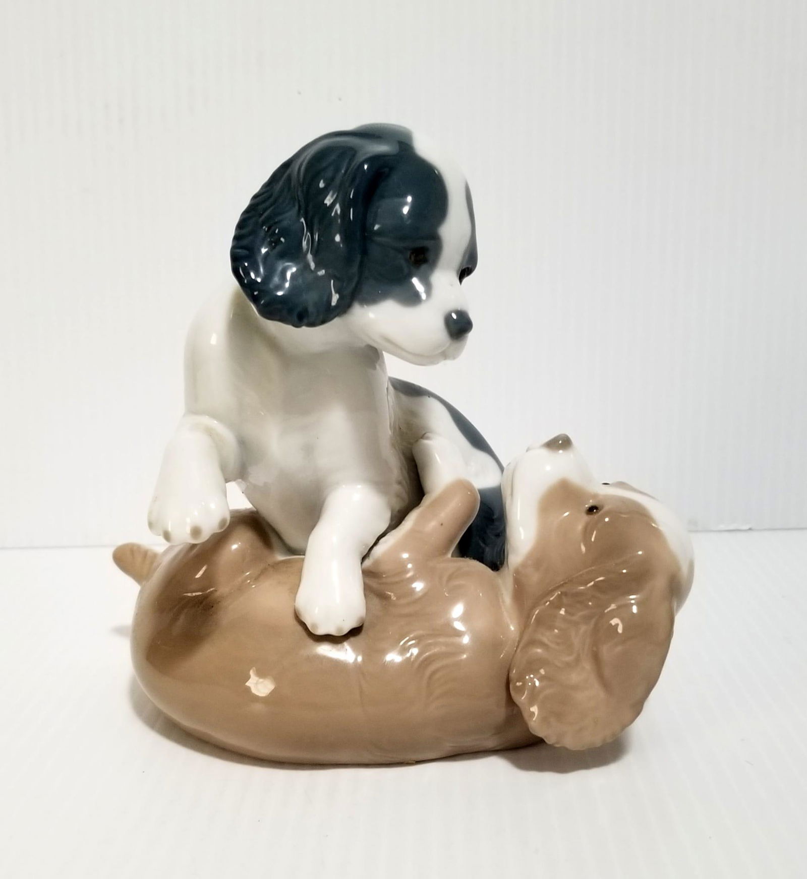 Amazing Nao by Lladro Puppies Playing Porcelain (1 of 5)