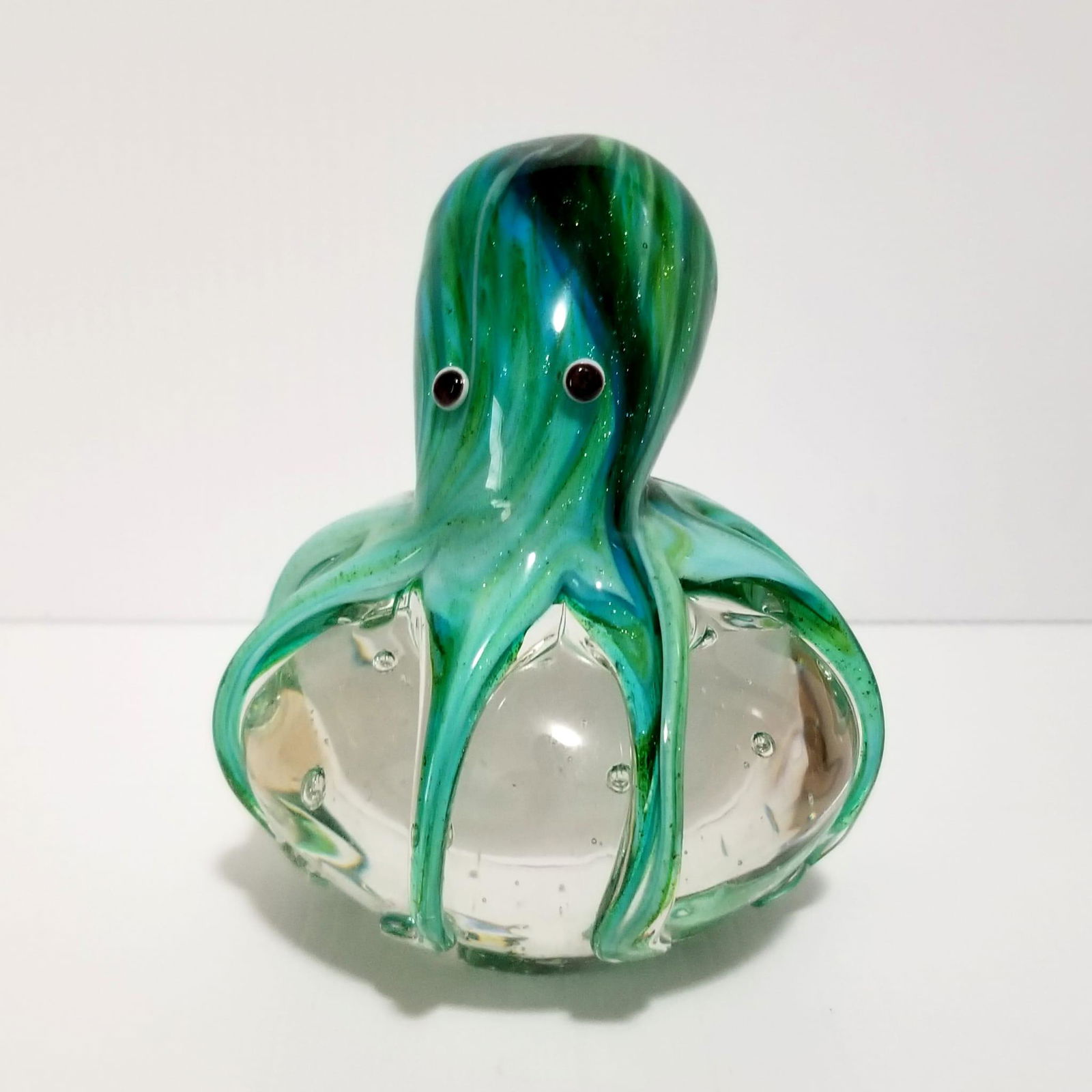 Beautiful Green & Clear Octopus Paperweight (1 of 5)