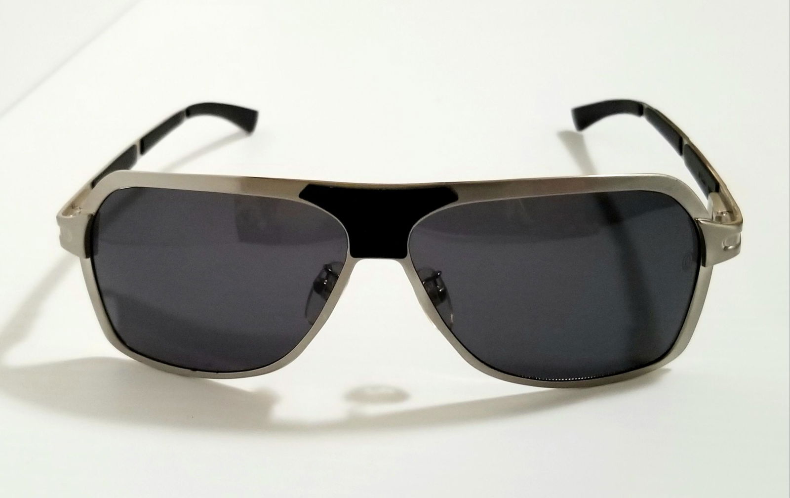 Amazing Cartier T4823226-130 Sunglasses (1 of 18)