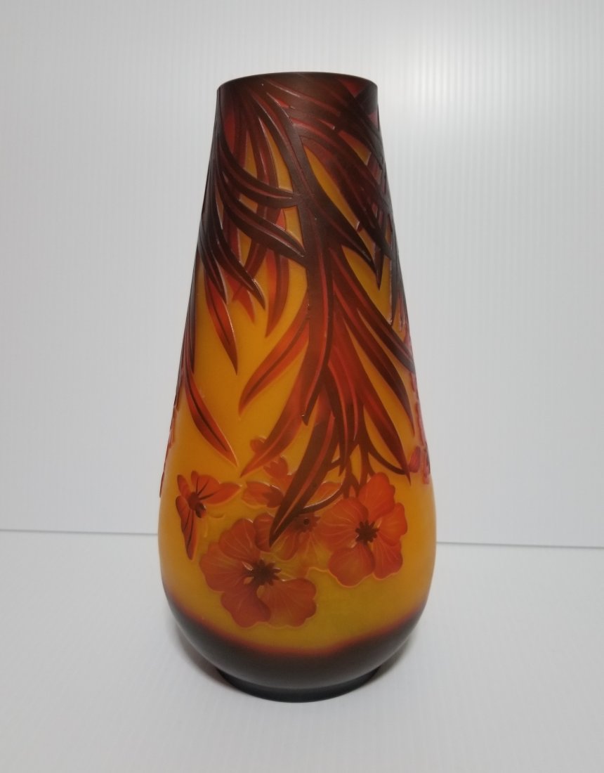 Beautiful Style Galle Crystal Vase (1 of 5)