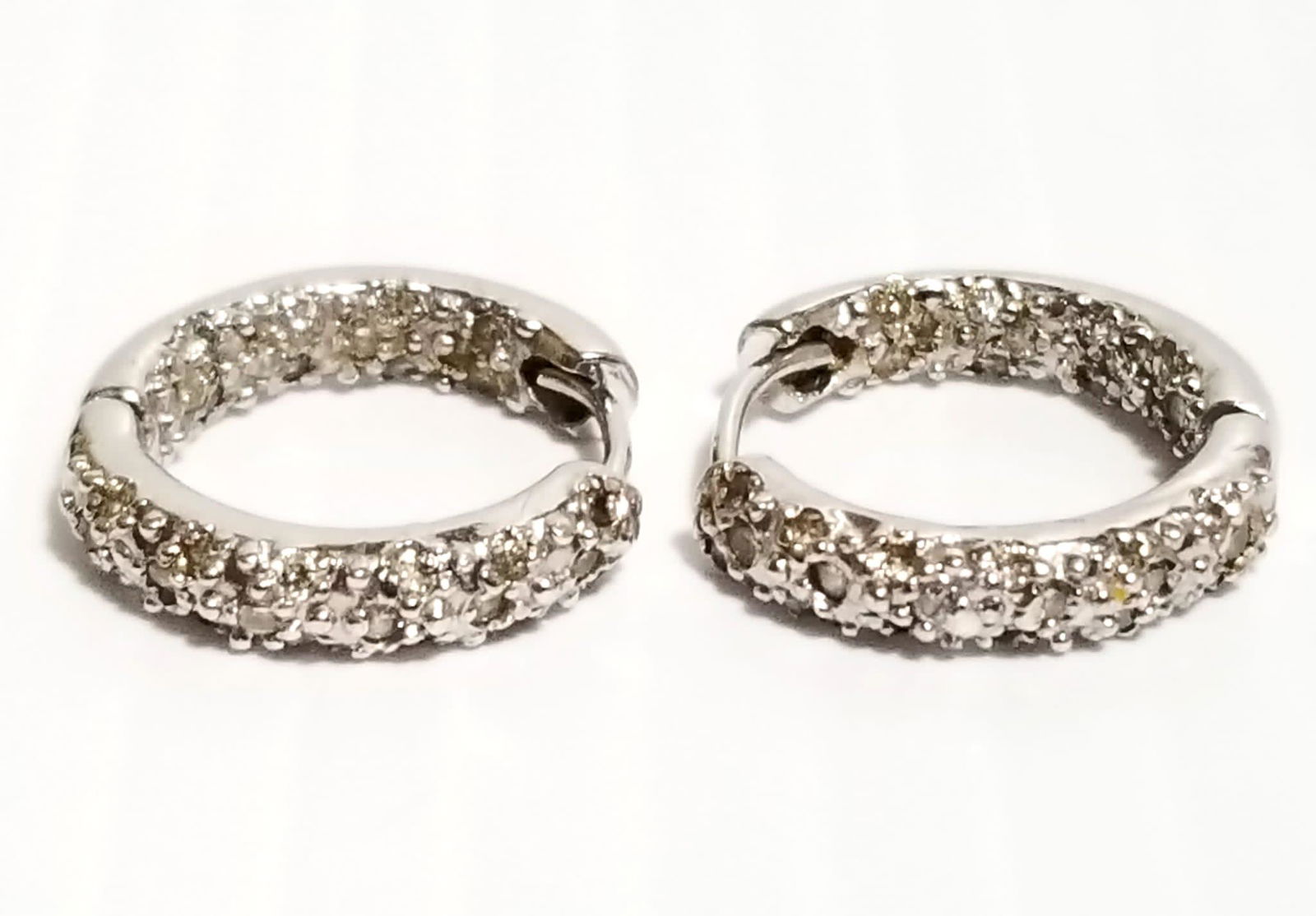 Amazing 14KT Gold Diamond Hoop Earrings (1 of 5)