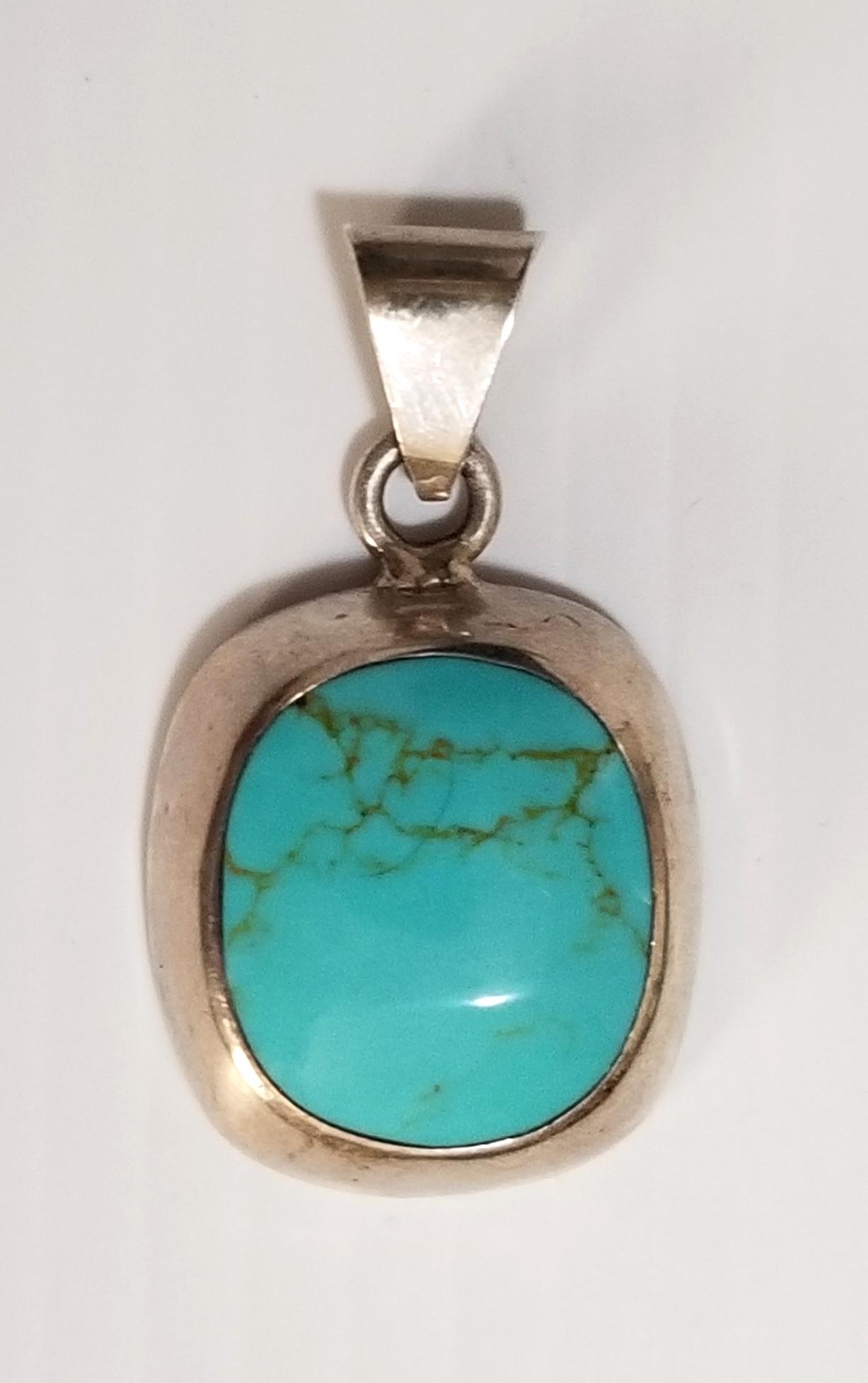 Nice 925 Sterling Green Turquoise Pendant (1 of 5)