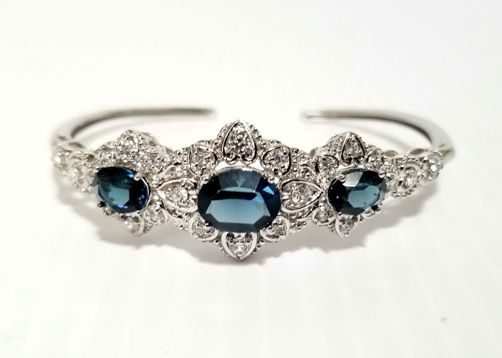 Amazing 925 Blue Stone Bracelet (1 of 5)