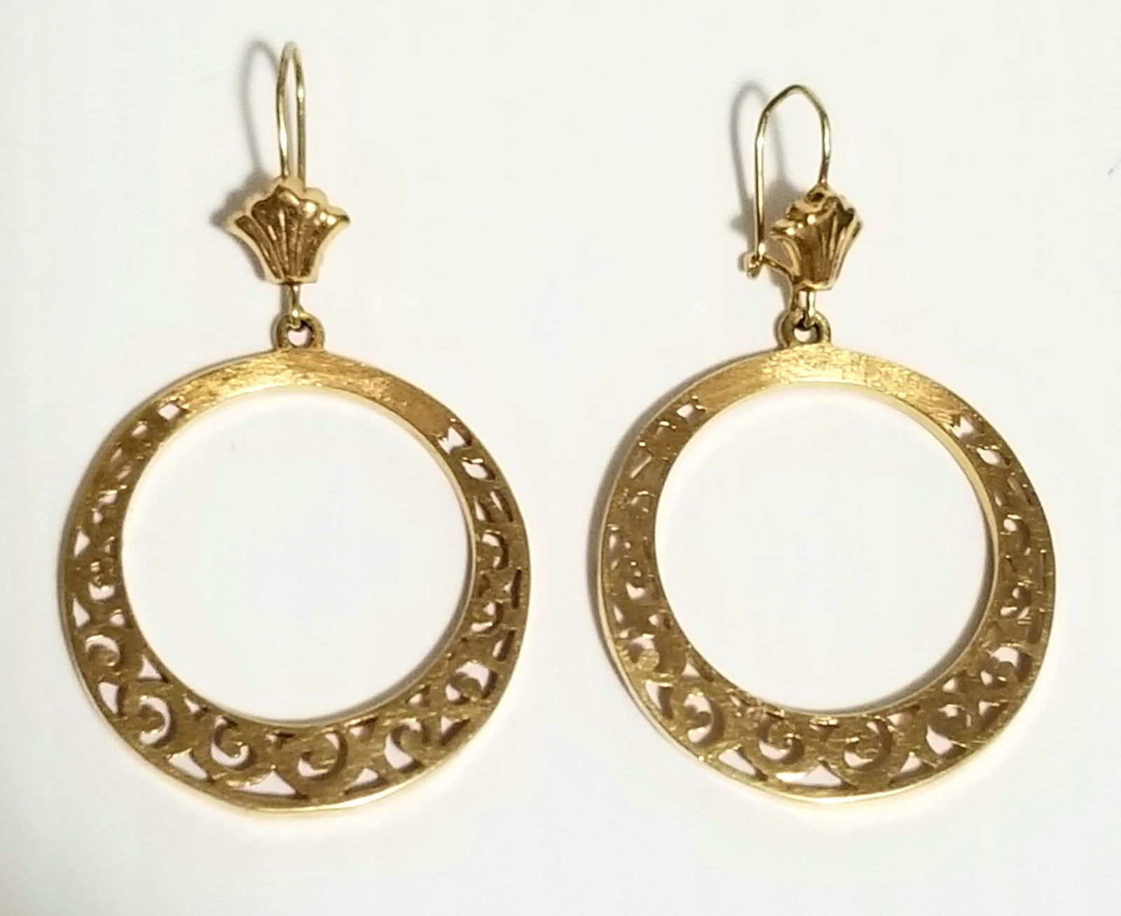 Amazing 14KT Gold Hoop Earrings (1 of 7)