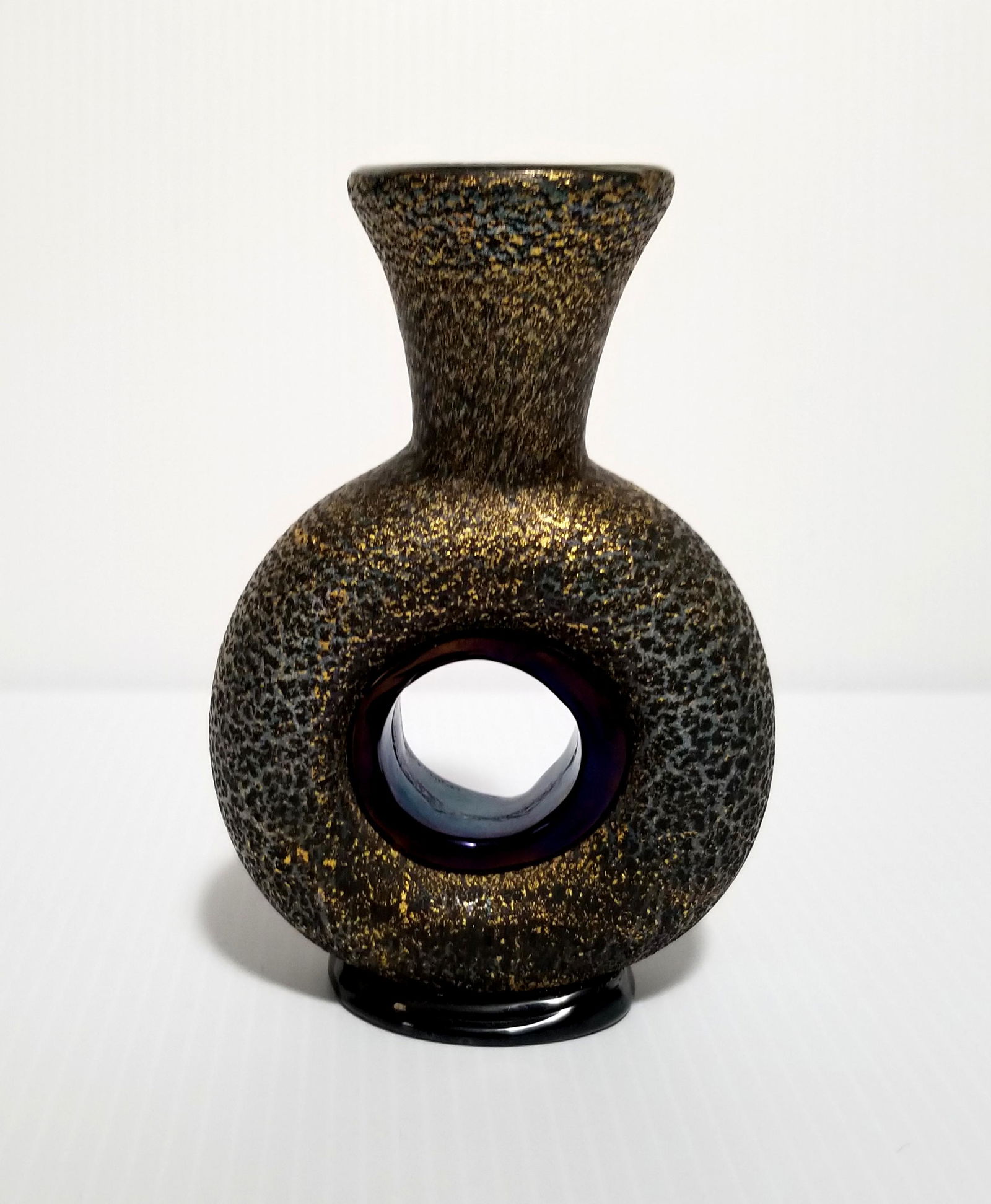 Amazing Golden Inside Murano Vase (1 of 6)
