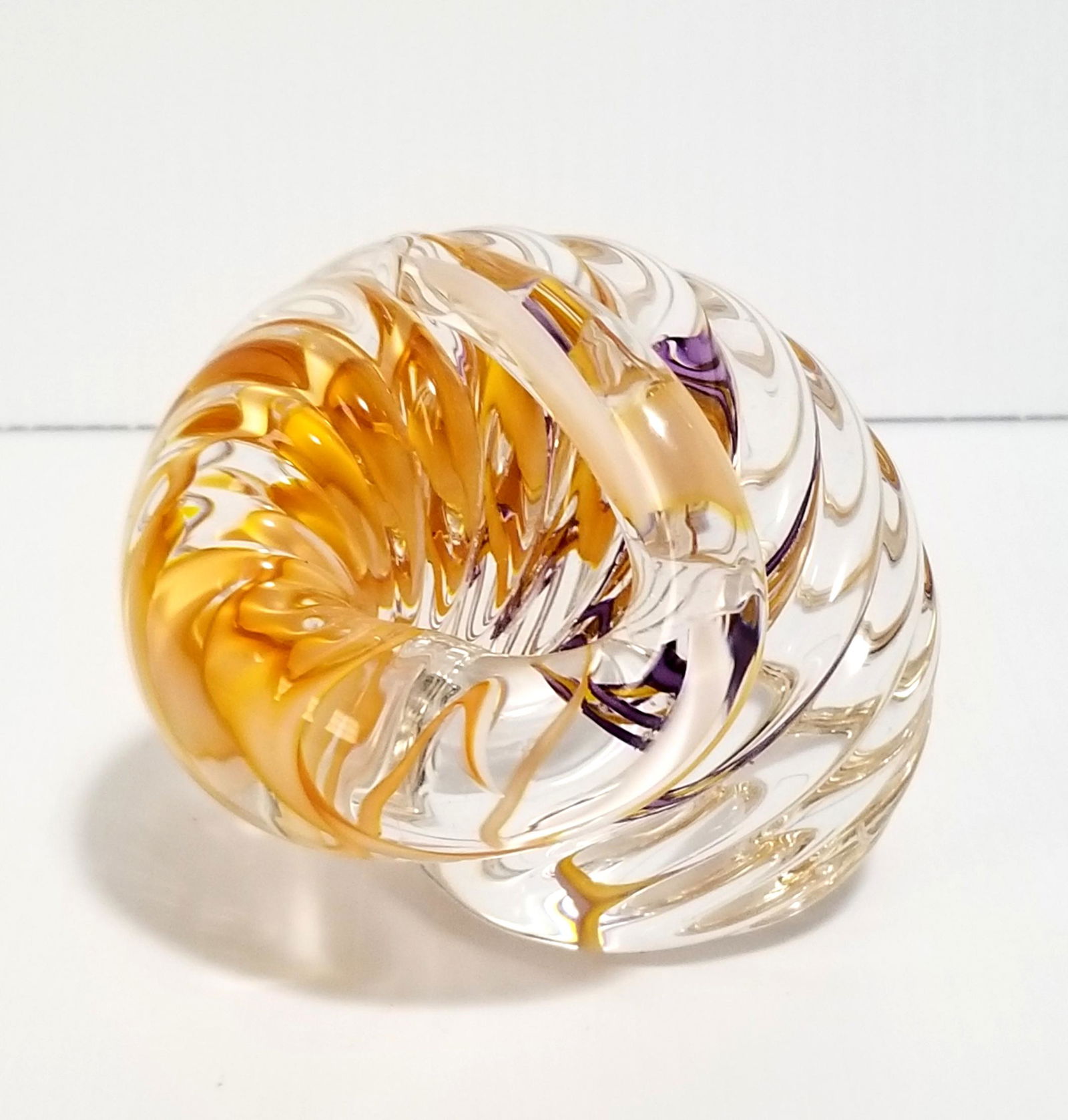 Amazing Sir 2000 Paperweight Art Glass (1 of 6)