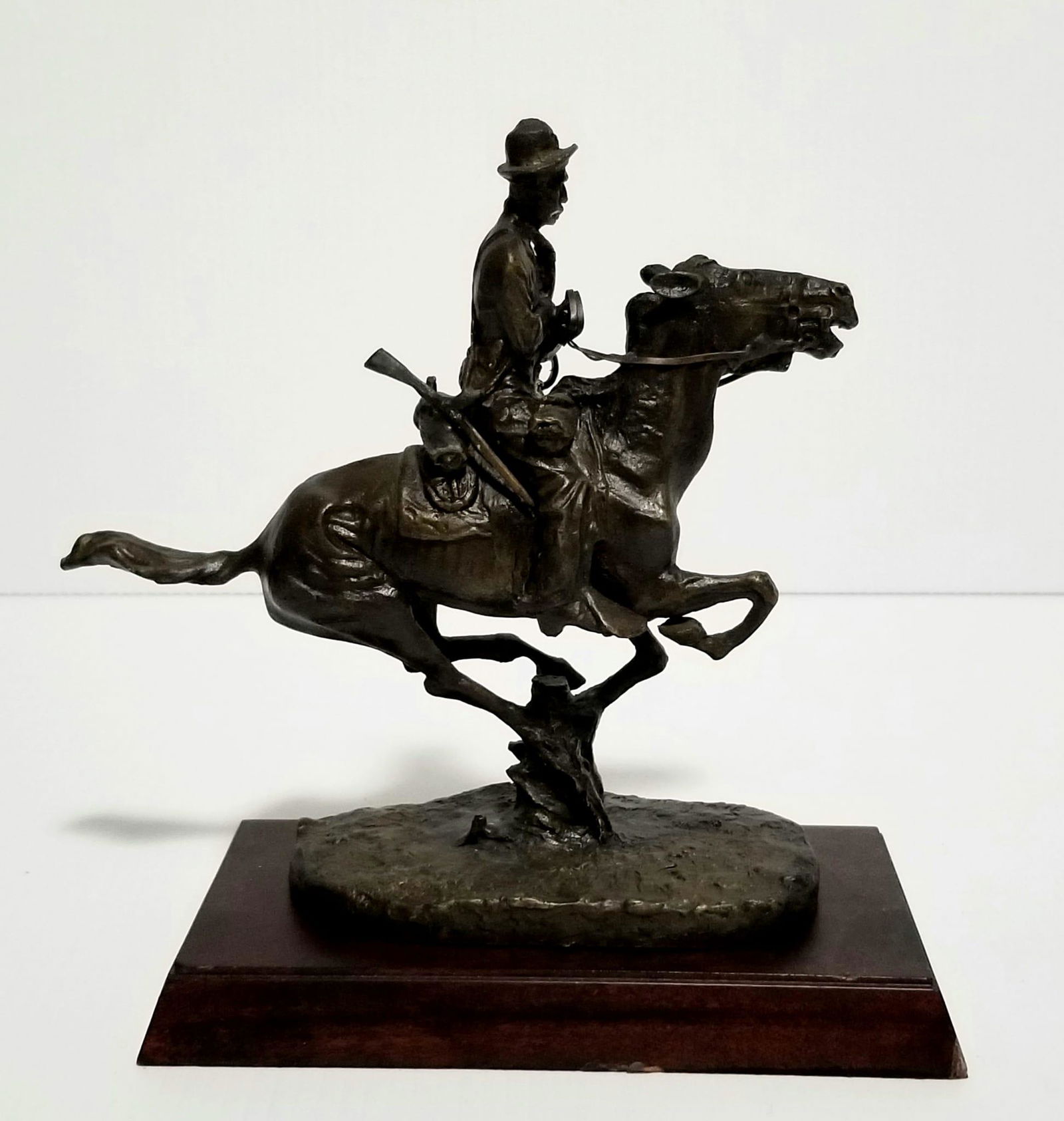 Amazing Frederic Remington Art Bronze Sculpture (1 of 7)