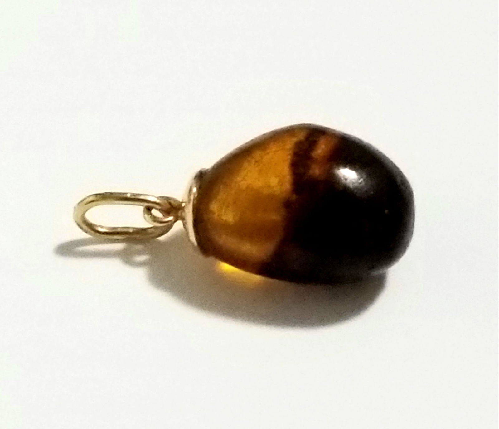 Amazing 14KT Gold Amber Pendant (1 of 7)