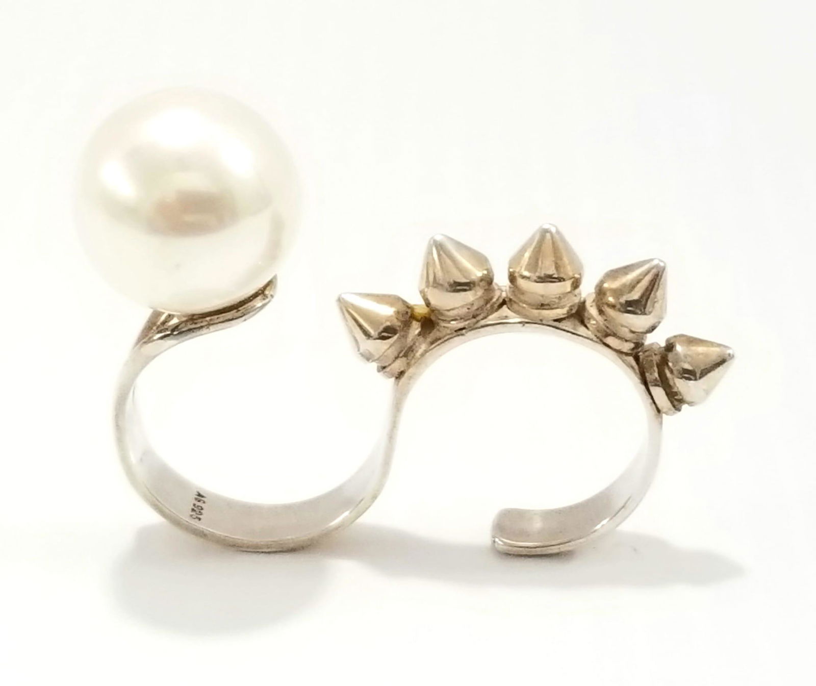Amazing AG 925 Sterling Pearl Ring (1 of 5)