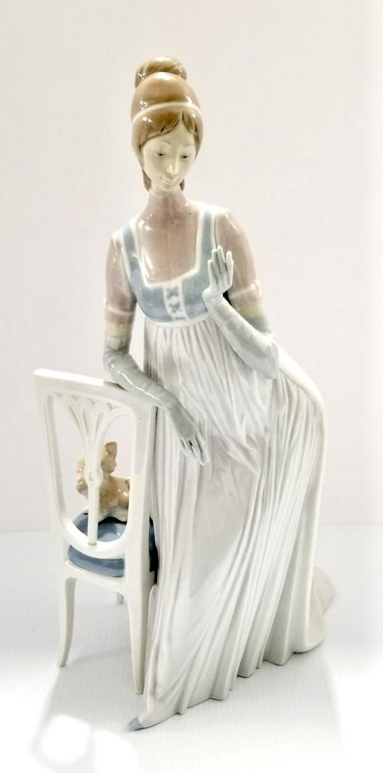 Amazing Lladro Lady & Dog on a Chair Large Figurine (1 of 9)