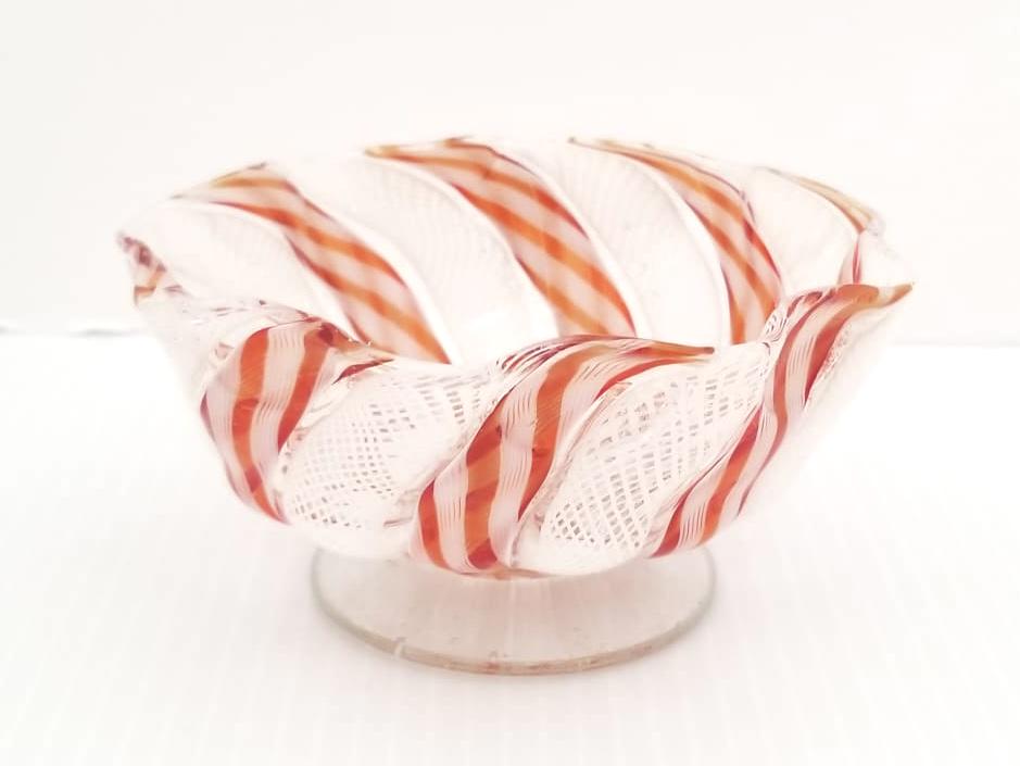 Amazing Venetian Murano Small Glass Bowl (1 of 6)