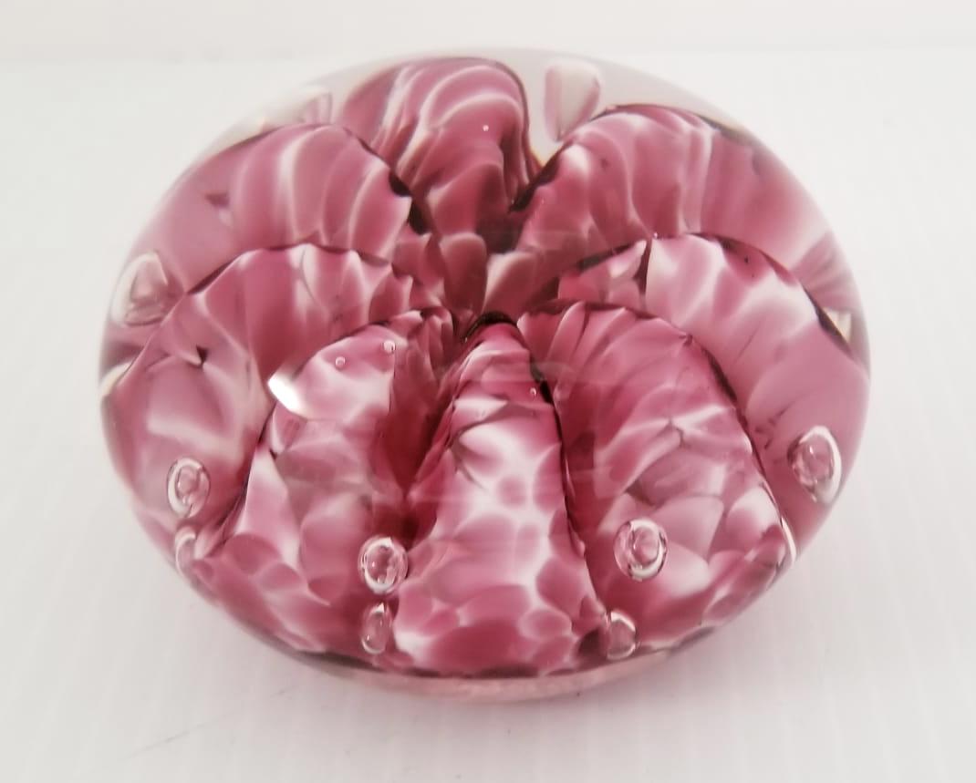 Amazing Gibson 1990 Pink Paperweight: Nice Gibson 1990, bubble, pink paperweight art glass, 3 1/4 x 2 1/4 inches.