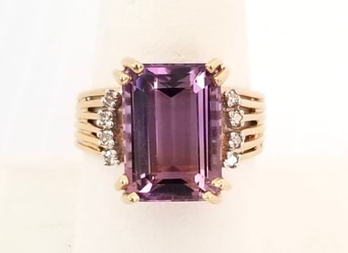Amazing JGL 14KT Gold Amethyst Diamond Ring