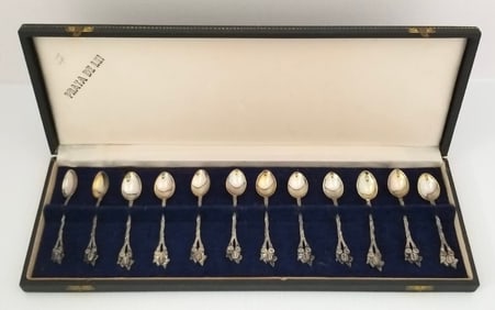 Amazing Vtg Sterling Twelve Spoon Set