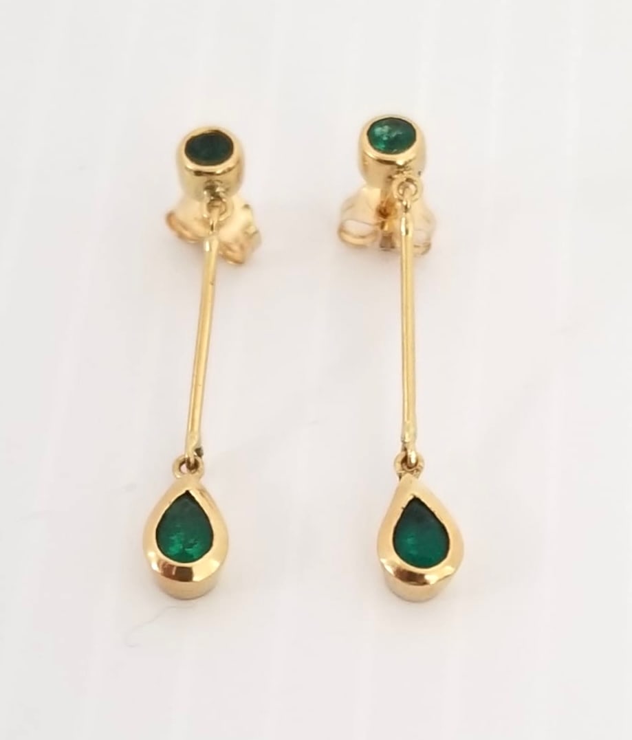 Amazing 14KT Gold Green Emerald Earrings (1 of 5)