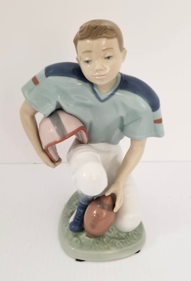 Amazing Lladro Porcelain Figurine (1 of 7)