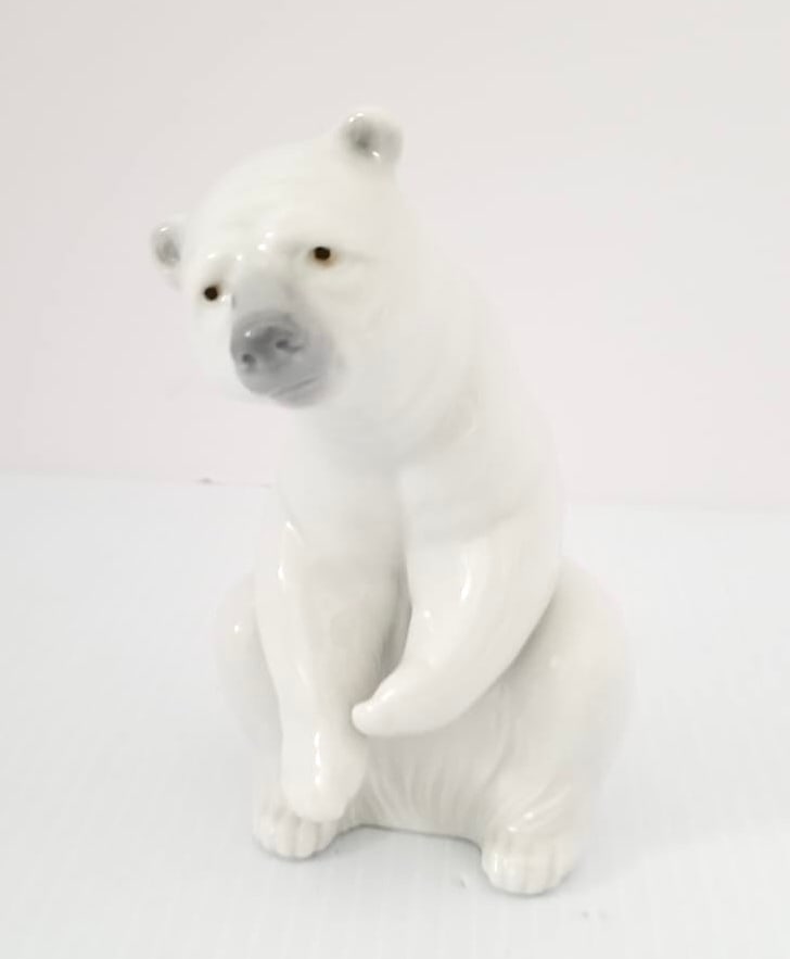Amazing Lladro Porcelain Bear Figurine (1 of 5)