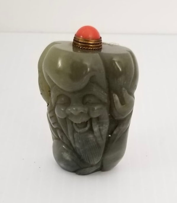 Amazing Carved Jade Nephrite Snuff Bottle (1 of 6)