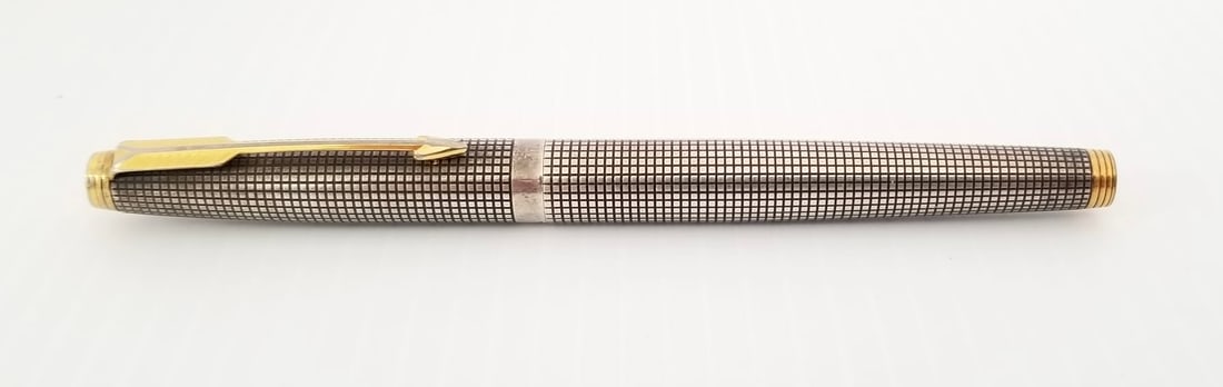 Amazing Parker 65 Sterling Silver & Gold Fountain Pen (1 of 8)