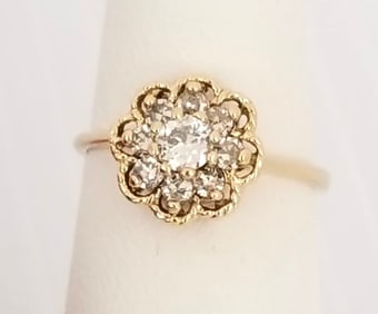Amazing 14KT Gold 1CT Diamond Ring