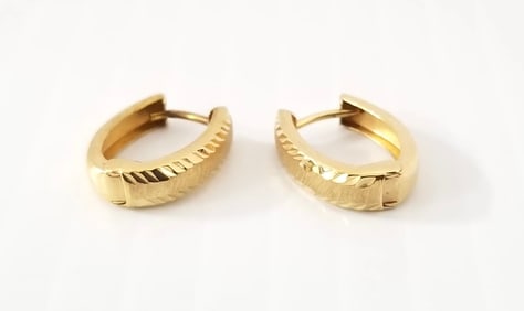 Amazing 14KT Yellow Gold Earrings