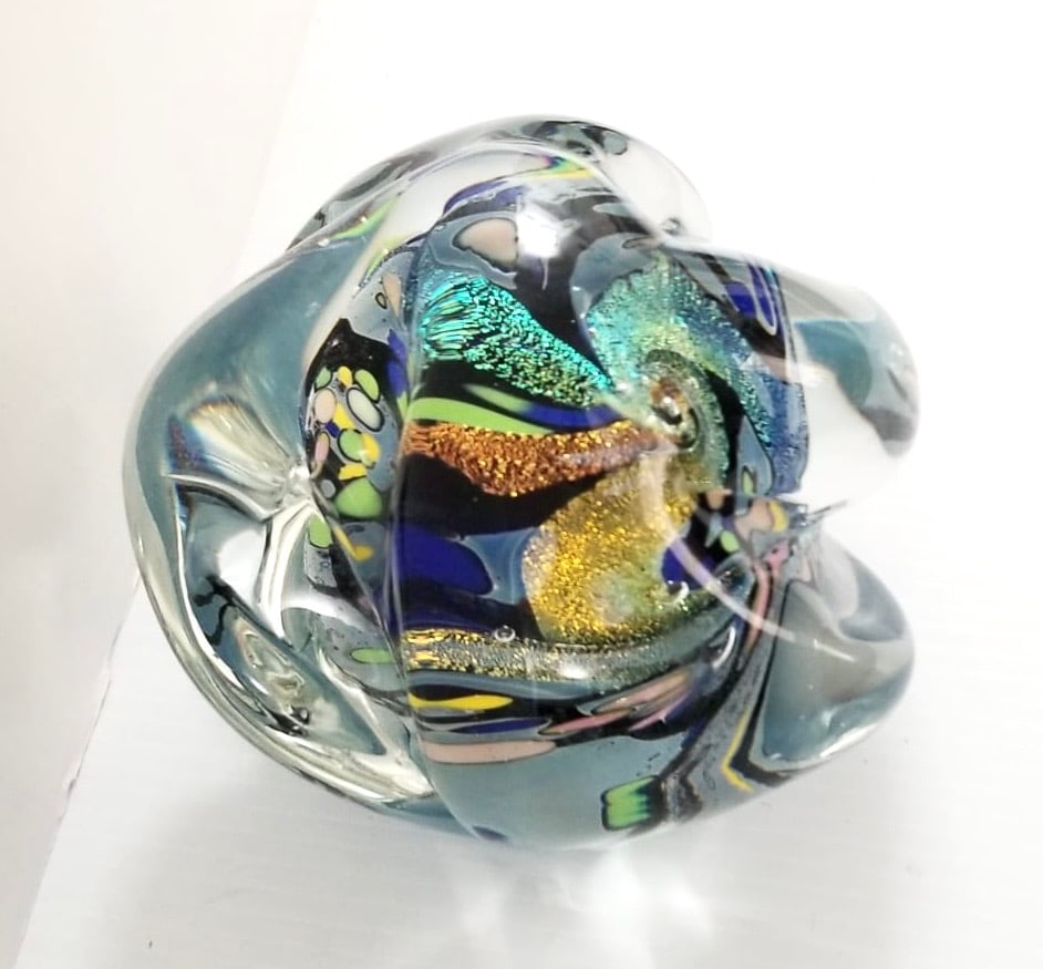 Amazing Contemporary Swivel Rollin Karg 1999 Art Glass: Beautiful contemporary swivel Rollin Karg 1999 art glass, signature and year, beautiful colors, 6 inches round x 4 inches.