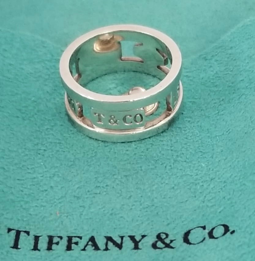 Amazing Tiffany & Co. 925 Sterling Silver Ring (1 of 6)