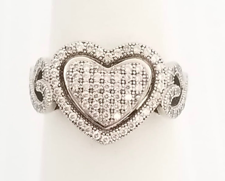 Amazing UD 925 Sterling Silver ZC Heart Ring (1 of 4)