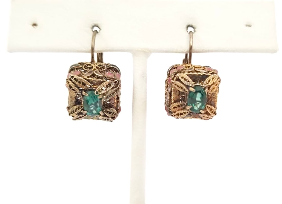 Amazing Antique 925 Polichrome Crystal Earrings: Beautiful antique 925 sterling golden, polichrome green crystal filigree earrings, 3/4 x 3/4 inches, 6.1 grams.