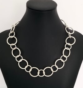 Amazing 925 Sterling Silver Modern Necklace