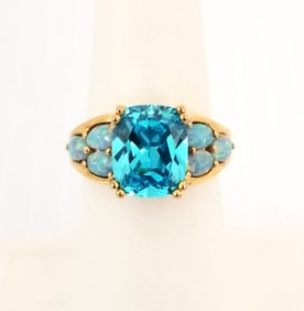 Amazing 925 Sterling Gold Tone Blue Stone Ring