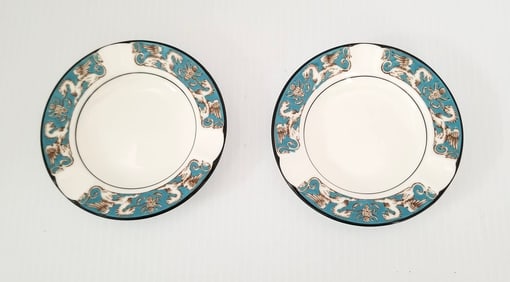 Amazing Wedgwood Bone China England Pair Plate Ashtray