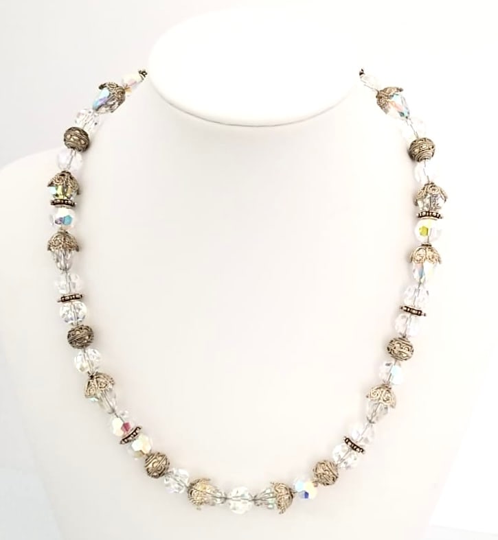 Amazing Sterling Silver Crystal Litmus Rock Amethyst Necklace: Beautiful sterling silver crystal litmus rock Amethyst necklace, 20 x 3/8 inches.