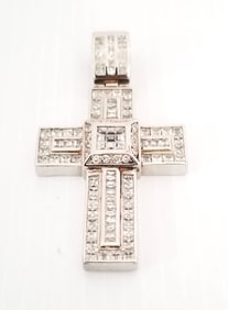 Amazing AGM 925 Sterling 10CT Clear ZC Cross Pendant