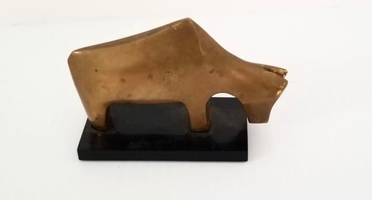 Amazing Vtg Modern Bull Black Marble Base Sculpture