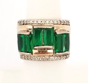 Amazing Brilho 925 Sterling 14KT Gold Green ZC Ring